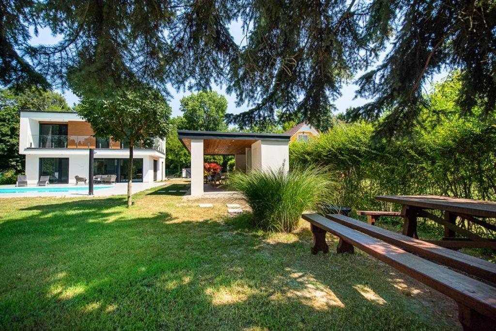 Bony Resort Szarvas Dış mekan fotoğraf